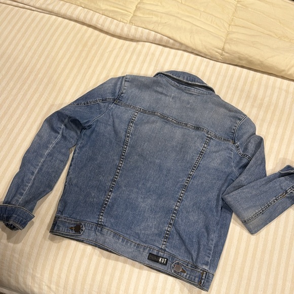 Kut from the Kloth Amelia Denim Jacket - Picture 6 of 6